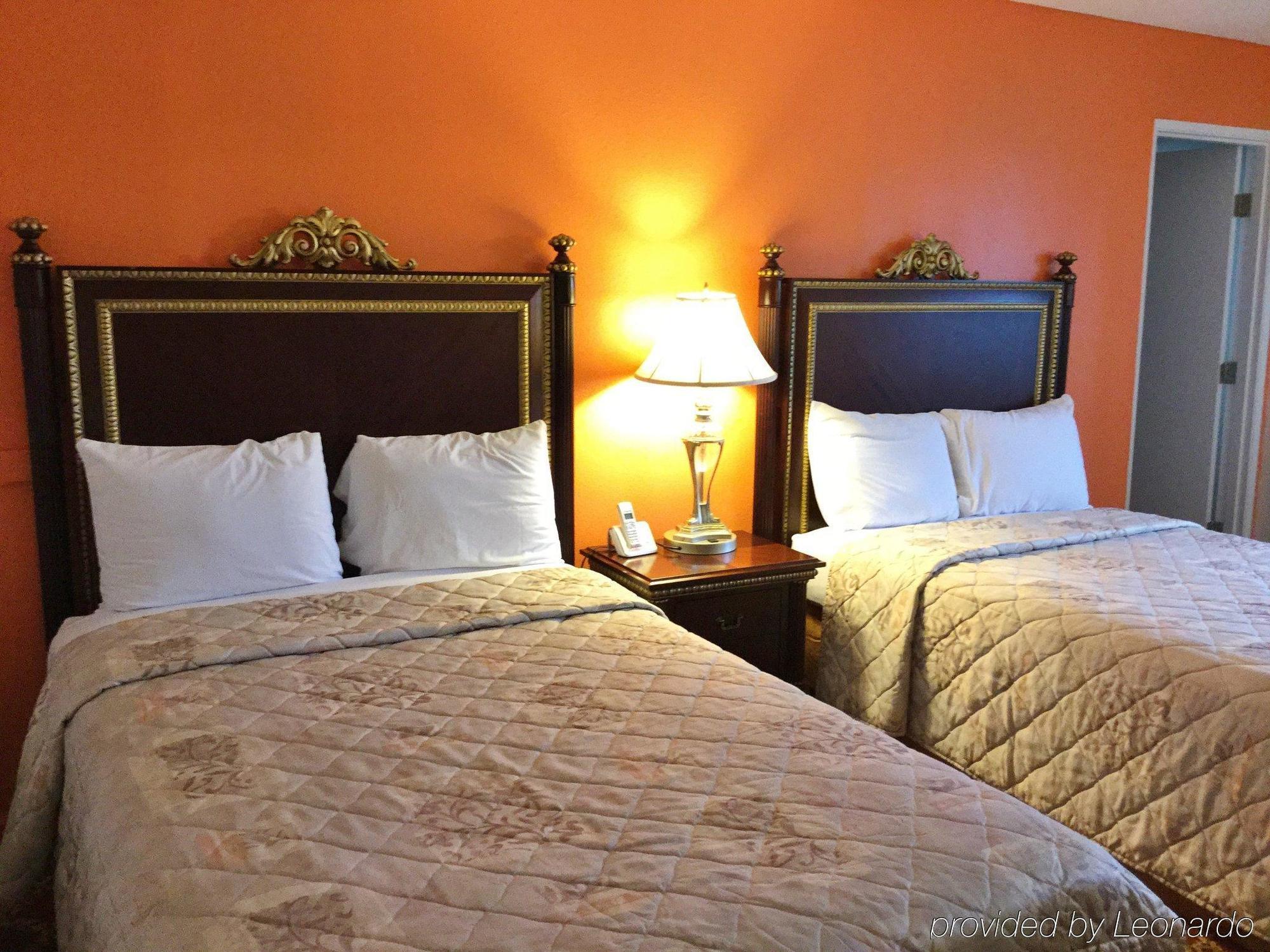 Americas Best Inn & Suites Urbana Extérieur photo