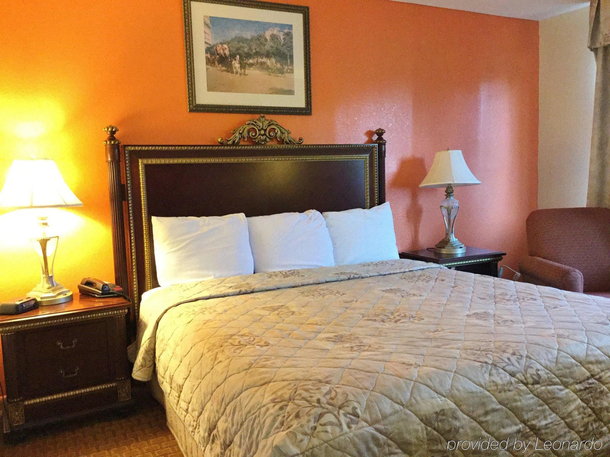 Americas Best Inn & Suites Urbana Extérieur photo
