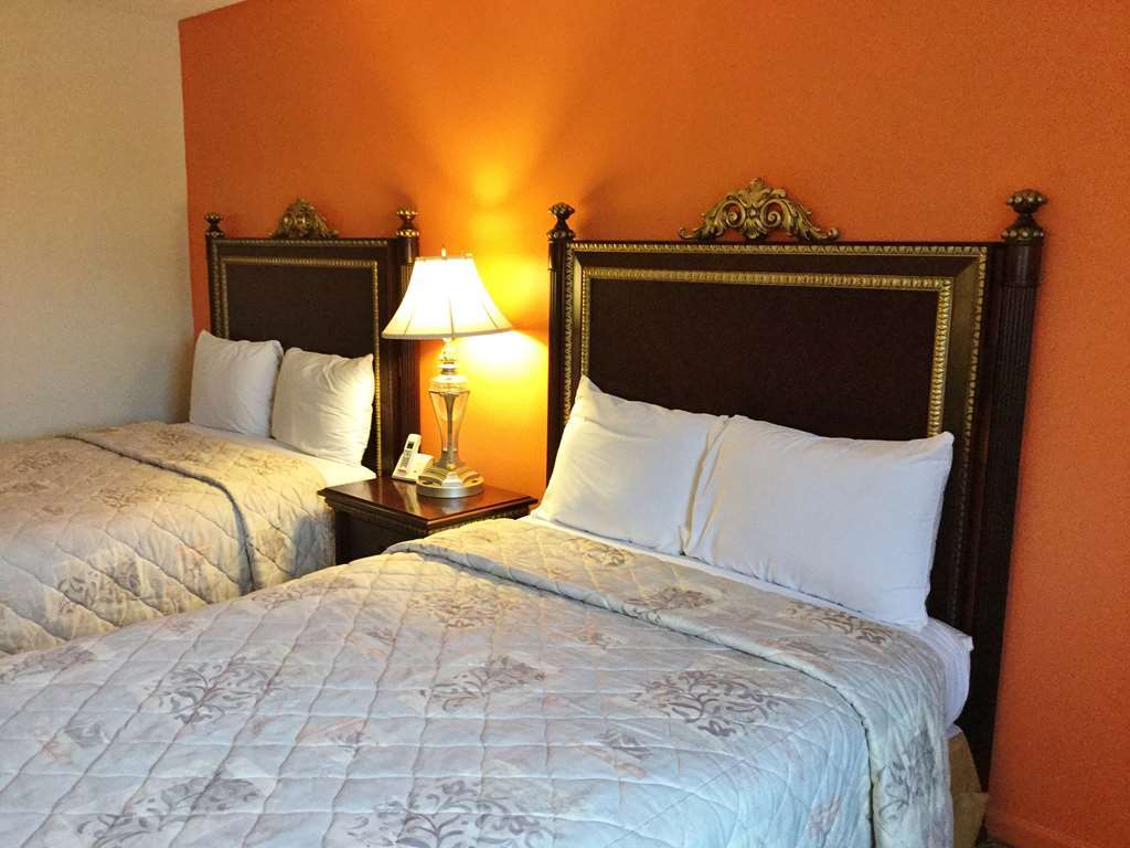 Americas Best Inn & Suites Urbana Chambre photo