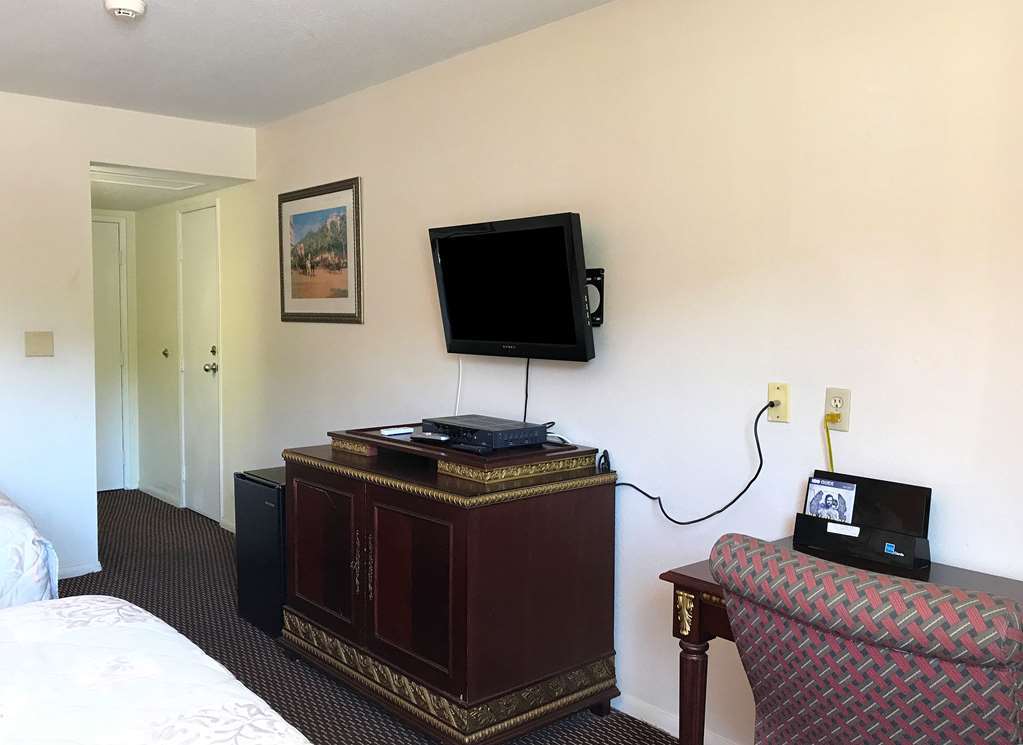 Americas Best Inn & Suites Urbana Chambre photo
